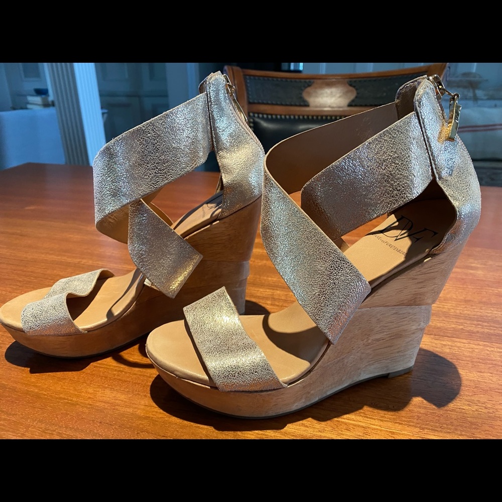Diane Von Furstenburg Gold Opal wedges